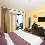 San Giovanni 3*