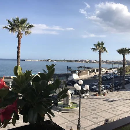 San Giovanni Giardini-Naxos