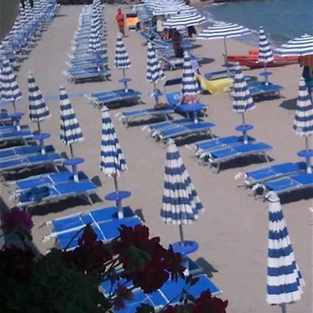 San Giovanni جيارديني ناكسوس